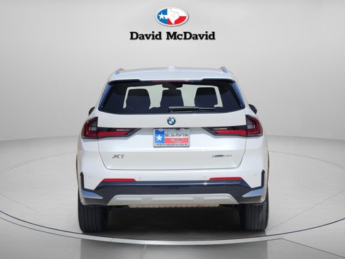 Used 2023 BMW X1 xDrive28i w/ Premium Package image 5