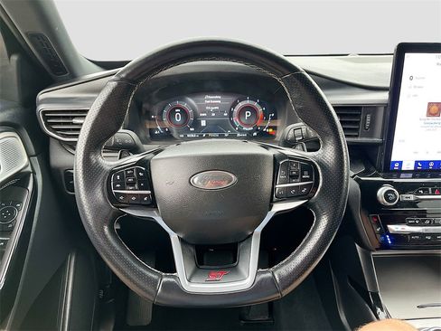 Used 2023 Ford Explorer ST w/ Equipment Group 401A image 11