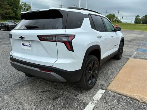 New 2026 Chevrolet Equinox LT FWD image 6