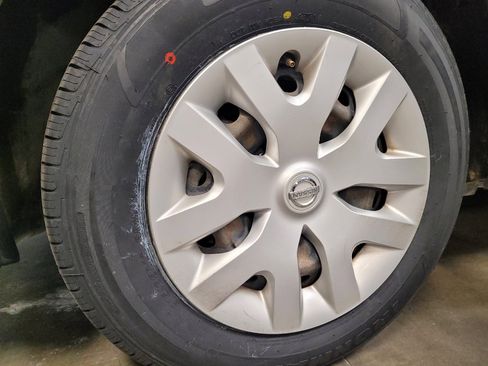 Used 2019 Nissan Rogue Sport S AWD/4WD image 31