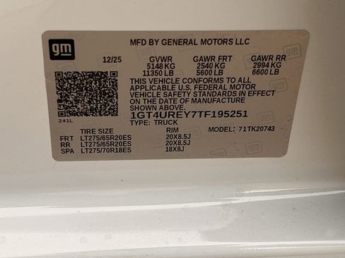 New 2026 GMC Sierra 2500 Denali w/ Denali Reserve Package image 32