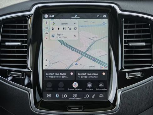 Certified 2023 Volvo XC90 T8 Ultimate w/ Protection Package Premier AWD/4WD image 23