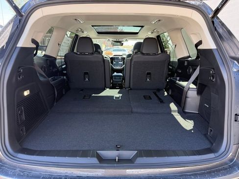 New 2026 Subaru Ascent Limited AWD/4WD image 32