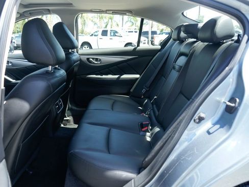 Used 2020 INFINITI Q50 Luxe w/ Essential Package (3.0T Luxe) AWD/4WD image 34