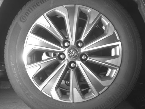 Used 2024 Buick Envision Preferred AWD/4WD image 18