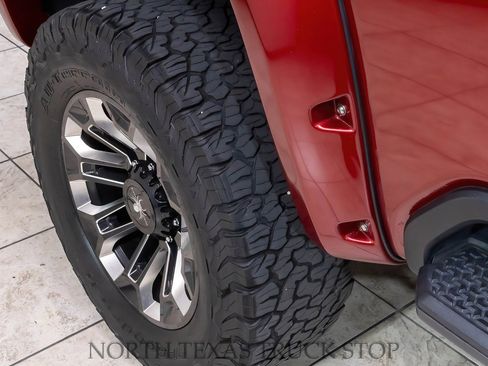 Used 2020 Chevrolet Silverado 2500 LTZ w/ LTZ Premium Package image 43