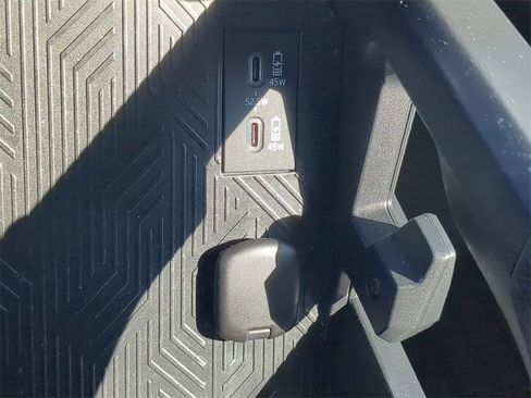 Used 2024 Toyota Tacoma SR5 image 23