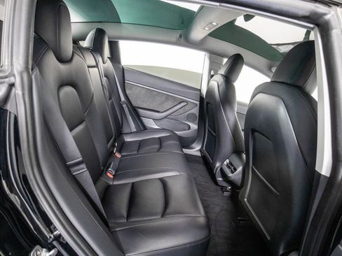 Used 2023 Tesla Model 3 Standard Range RWD image 12