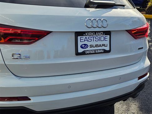 Used 2023 Audi Q3 2.0T Premium Plus w/ Premium Plus Package image 15