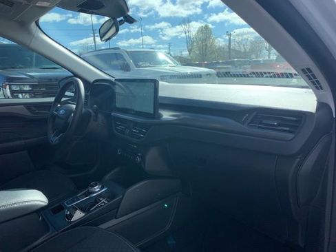 New 2025 Ford Escape Active w/ Tech Pack #1 image 16