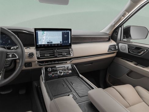 Used 2024 Lincoln Navigator L Reserve AWD/4WD image 44