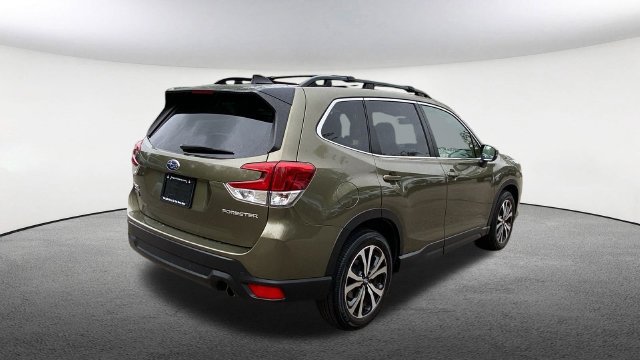 Certified 2024 Subaru Forester Limited AWD/4WD image 14