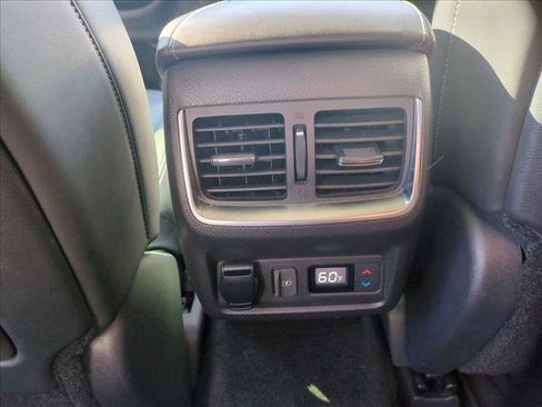 Used 2021 INFINITI QX50 Sensory w/ Accent Package AWD/4WD image 17