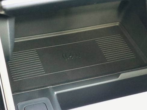 Used 2025 Land Rover Range Rover Evoque S image 26