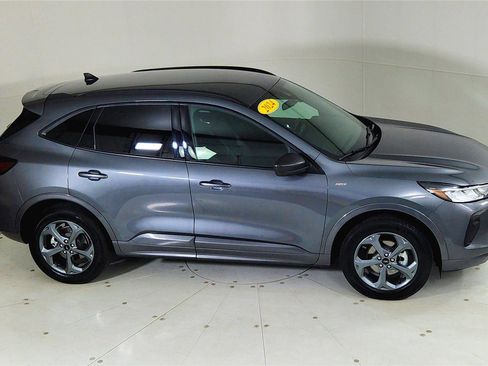Used 2024 Ford Escape ST-Line image 23