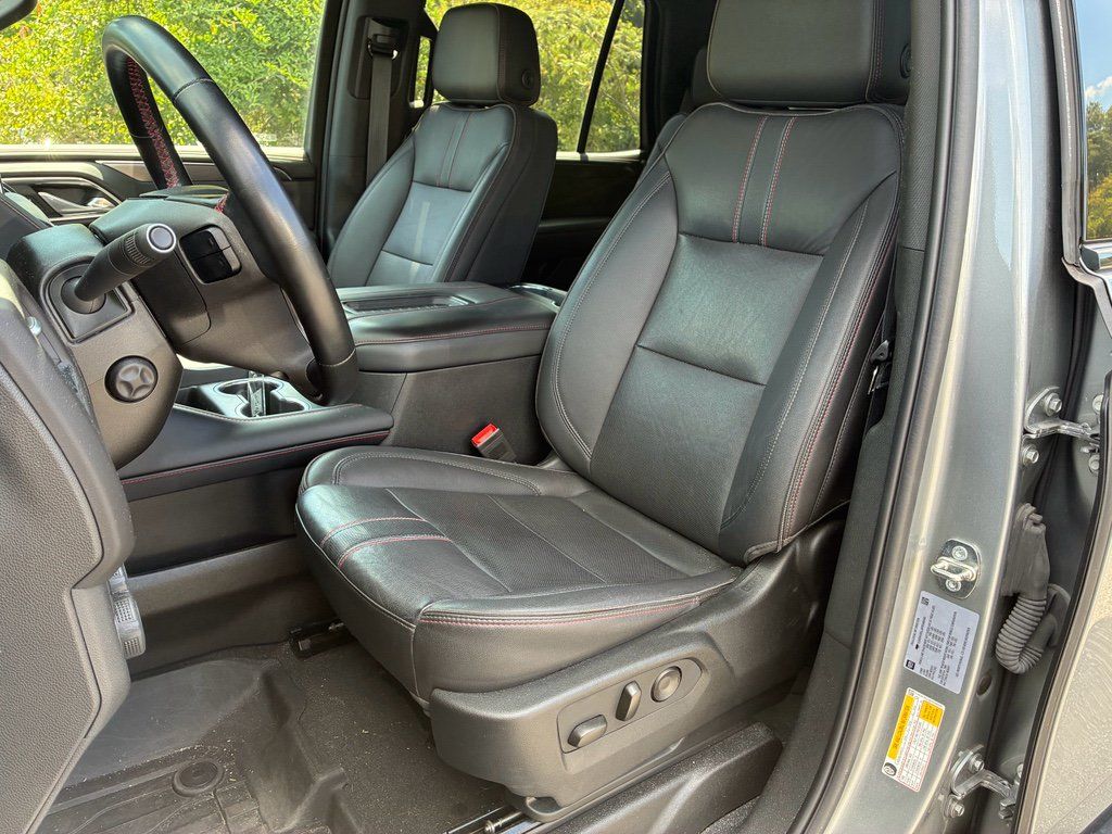 Used 2023 Chevrolet Tahoe RST w/ RST Performance Edition AWD/4WD image 6