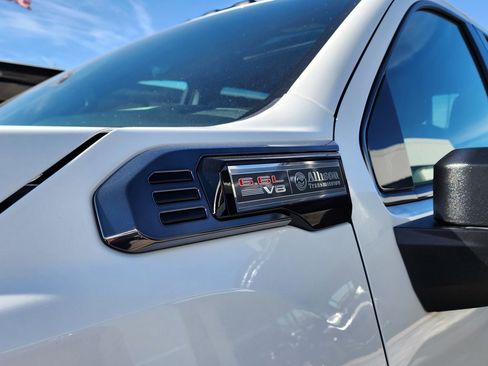 New 2026 GMC Sierra 2500 AT4 w/ AT4 Premium Plus Package image 10