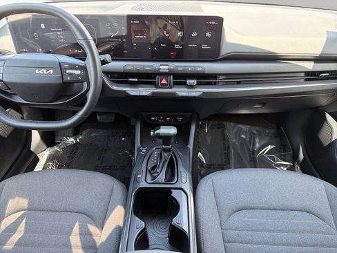 Used 2025 Kia K4 EX FWD image 14