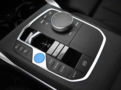 New 2026 BMW i4 eDrive40 w/ M Sport Package RWD image 12