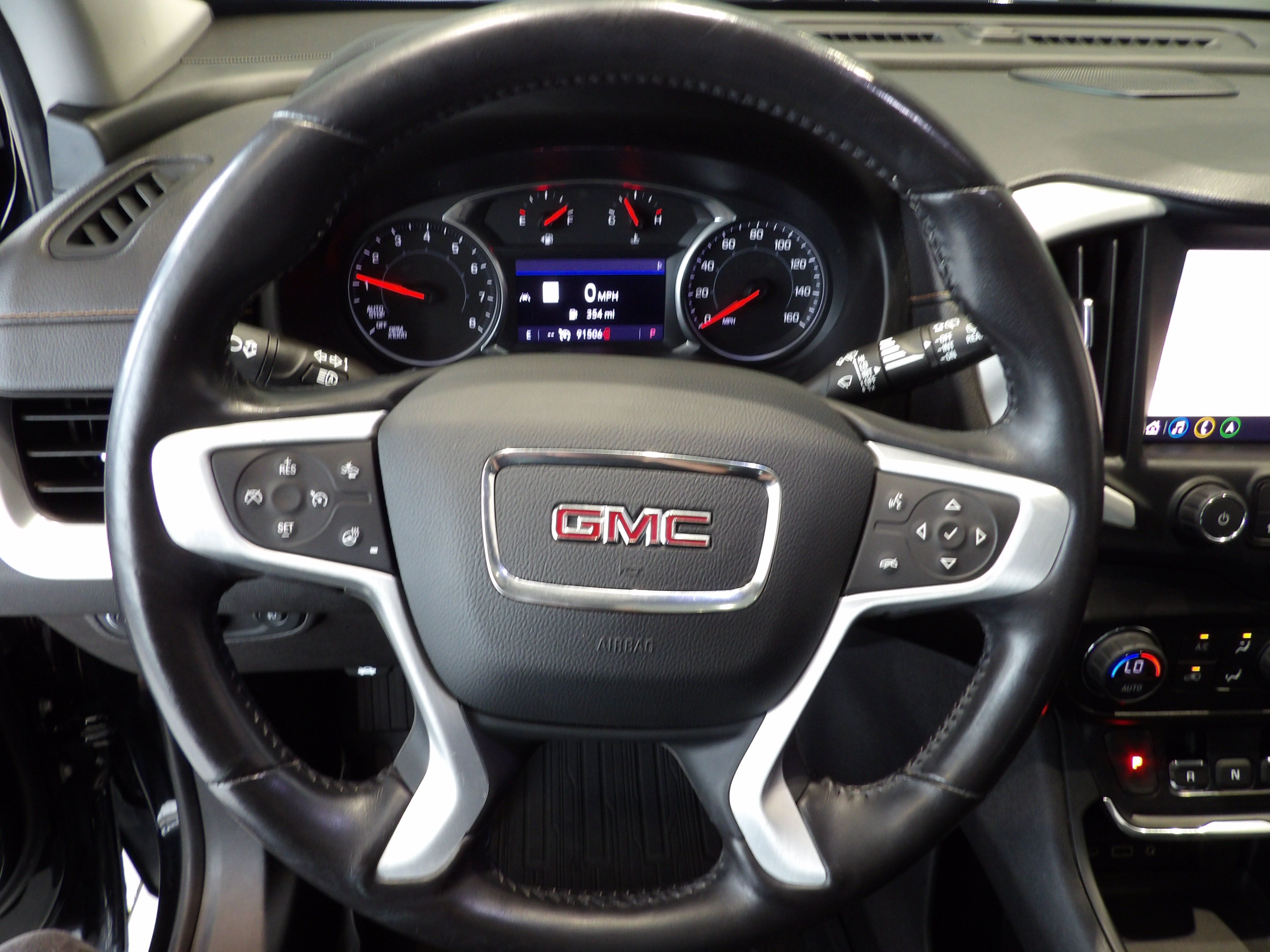 Used 2021 GMC Terrain SLT w/ Infotainment Package II AWD/4WD image 12