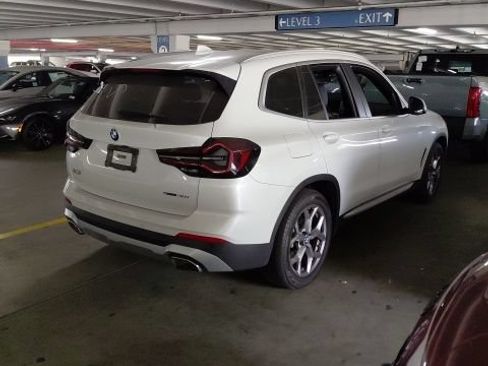 Used 2024 BMW X3 sDrive30i w/ Premium Package RWD image 4