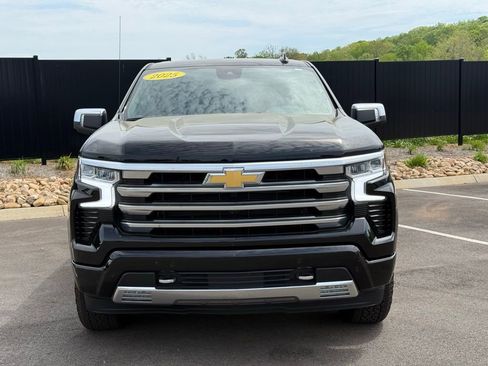 Used 2025 Chevrolet Silverado 1500 High Country w/ Z71 Off-Road Package image 2