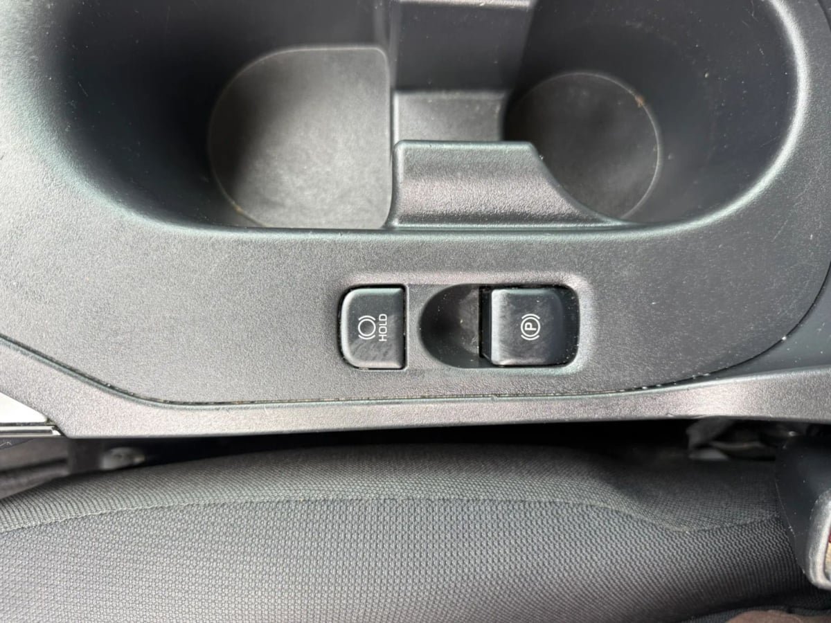 Used 2024 Toyota Corolla LE FWD image 33
