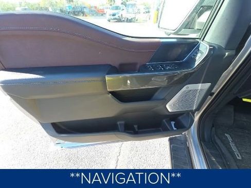 Used 2022 Ford F150 Lariat w/ Equipment Group 502A High image 11