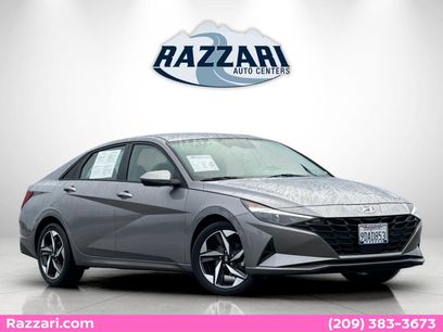 Used 2023 Hyundai Elantra SEL w/ Convenience Package