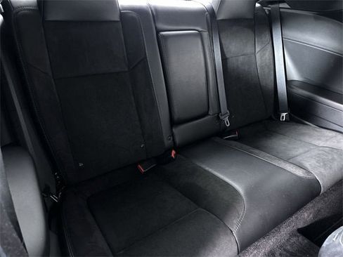 Used 2017 Dodge Challenger GT w/ Technology Group image 28