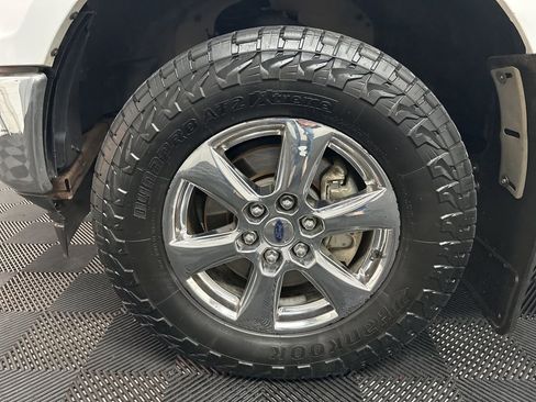 Used 2018 Ford F150 XLT w/ Equipment Group 302A Luxury AWD/4WD image 36