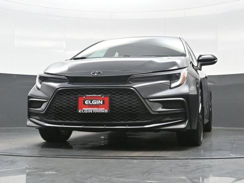 Used 2023 Toyota Corolla SE w/ Carpet Mat Package (TMS) FWD image 27