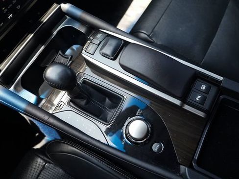 Used 2013 Lexus GS 350 w/ Luxury Pkg RWD image 36