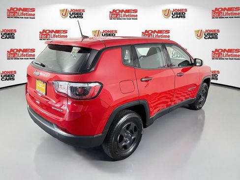 Used 2021 Jeep Compass Sport AWD/4WD image 16