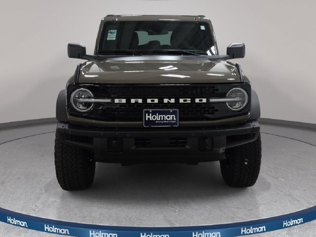 Used 2026 Ford Bronco Badlands AWD/4WD image 3