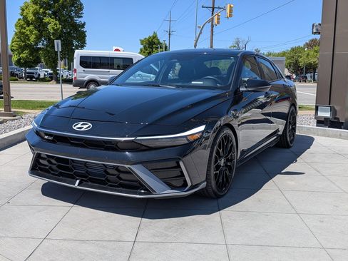 Used 2025 Hyundai Elantra N Line FWD image 9