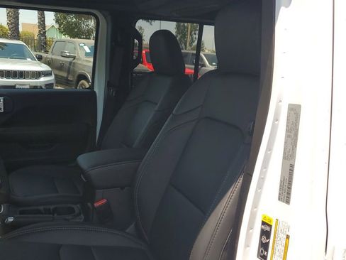 New 2025 Jeep Wrangler Sahara image 18