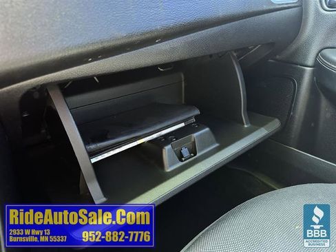 Used 2013 Dodge Avenger SXT w/ Rallye Appearance Group FWD image 32