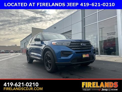 Used 2022 Ford Explorer XLT image 1