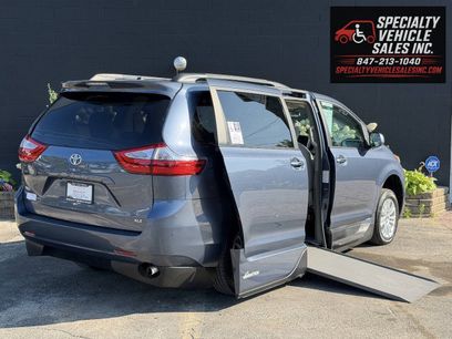 Used 2016 Toyota Sienna XLE