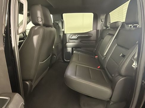 Used 2024 GMC Sierra 1500 SLT AWD/4WD image 31