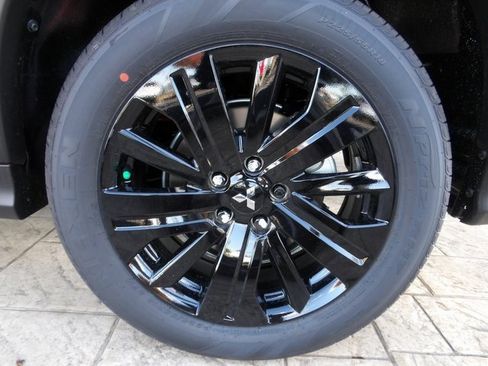 New 2025 Mitsubishi Outlander Sport LE image 12