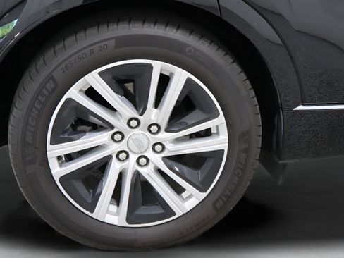 Used 2024 Cadillac Lyriq Tech w/ LPO, Floor Liner Package AWD/4WD image 29