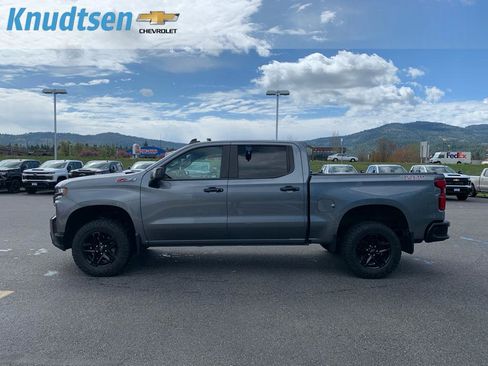 Used 2021 Chevrolet Silverado 1500 LT Trail Boss w/ Convenience Package II AWD/4WD image 4