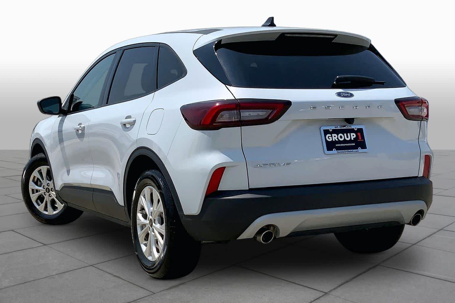 Used 2025 Ford Escape Active FWD image 12