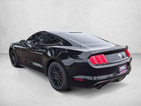 Used 2015 Ford Mustang Coupe RWD image 8