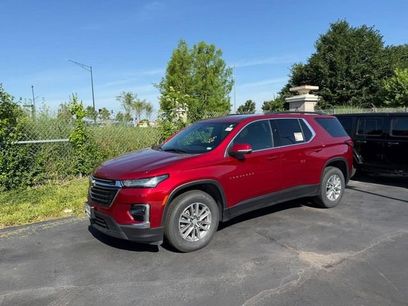 Used 2023 Chevrolet Traverse LT