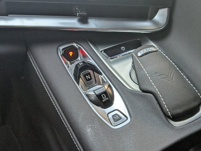 Used 2025 Chevrolet Corvette Z06 RWD image 18
