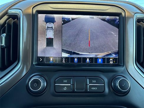 Used 2022 Chevrolet Silverado 3500 High Country image 22