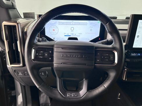 Used 2025 GMC Hummer EV 3X AWD/4WD image 24